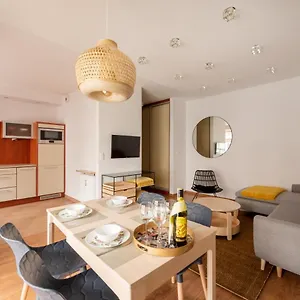 Homini Apartament Impero Z Parkingiem Poznań